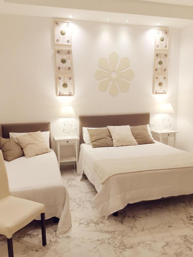 Flos Guest House Lucera Exterior photo