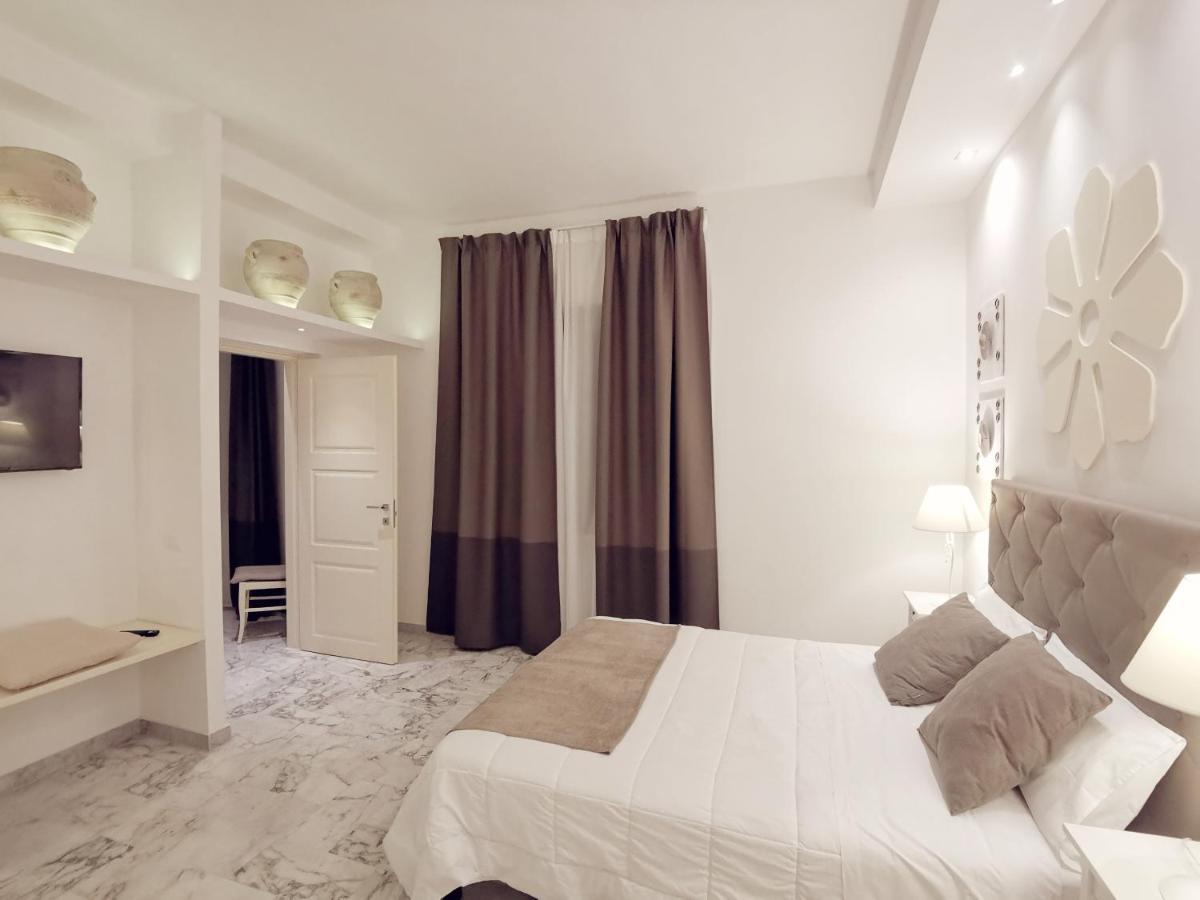 Flos Guest House Lucera Exterior photo